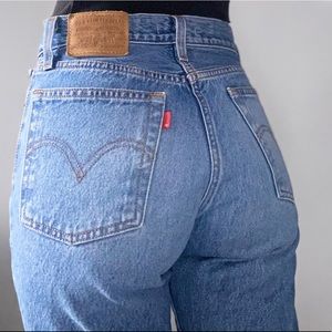 Levi’s Wedgie Straight Jeans